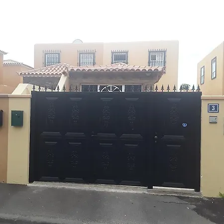 Villa Riki - Bed & Breakfast Frühstückspension Arona (Tenerife)