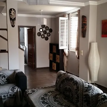 Villa Riki - Bed & Breakfast Frühstückspension Arona (Tenerife)