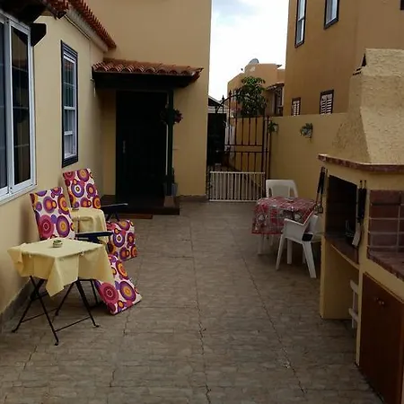 Villa Riki - Bed & Breakfast Arona (Tenerife)