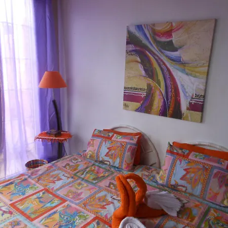 Villa Riki - Bed & Breakfast 2* Arona (Tenerife)