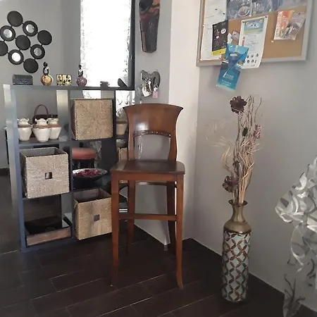 Villa Riki - Bed & Breakfast 2* Арона