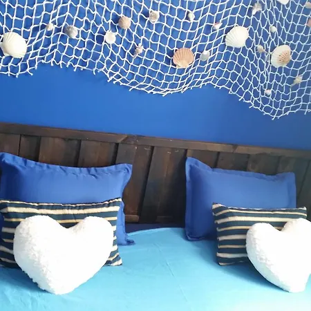 Villa Riki - Bed & Breakfast Арона
